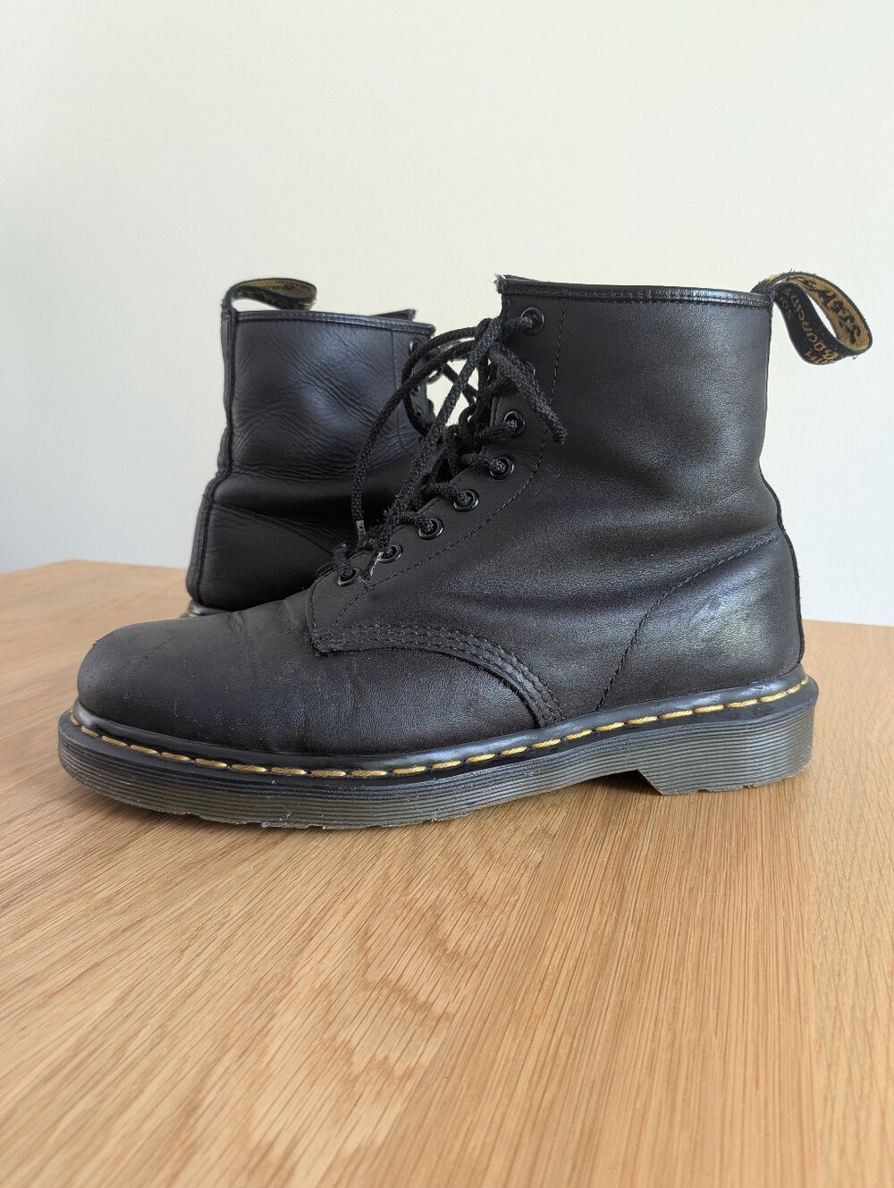 Dr Martens Classic 1460 Boots